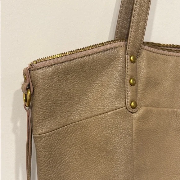 HOBO Tan Leather Tote with Fringe Details - Picture 2 of 7